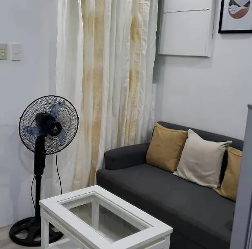 Las Pinas W/ Wifi Apartahotel *